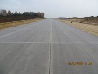 8) 2020-11-04 Nawierzchnia betonowa w km 31+760 JL